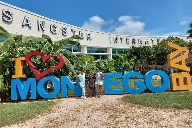 Private Montego Bay Airport Transfer to Negril - One-way or round trip from Negril