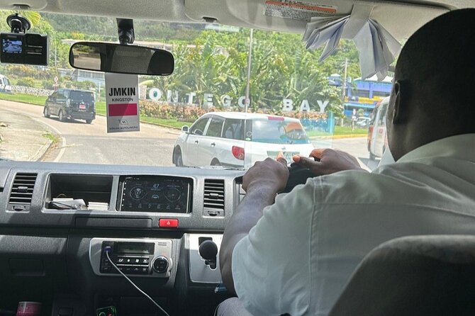 Private Montego Bay Airport Transfer to Negril - The 1 hour 20 minute to 1 hour 45 minute ride west
