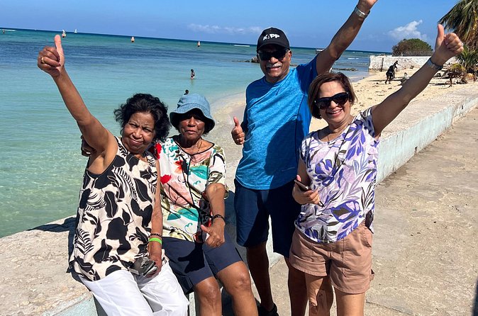 Private Montego Bay Customized Tour with Pickup and Guide - Local neighborhoods and viewpoints add the personal touch