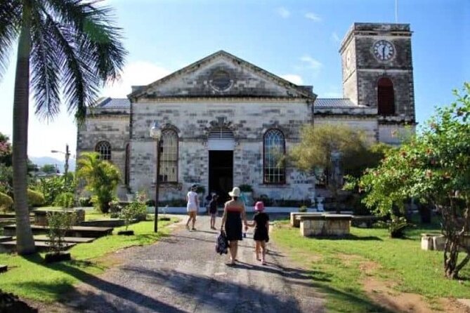 Private Montego Bay Highlight Tour with Local Guide - The crafts market: handmade goods and a need for clear boundaries