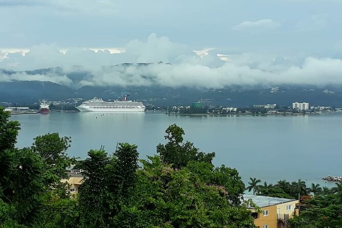 [PRIVATE] Montego Bay Highlights Tour - Montego Bay town sights and smaller villages