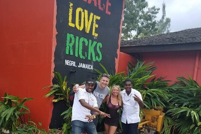 Private Negril Beach & Rick's Cafe Sunset Tour - Seven Mile Beach: three hours by the water