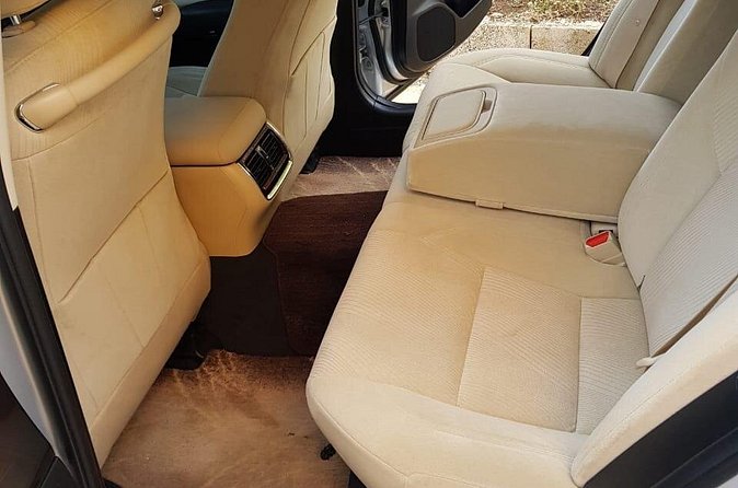 Private Sangster Airport Transfer to Excellence Oyster Bay Hotel - The main drawback: timing and missing vehicle details