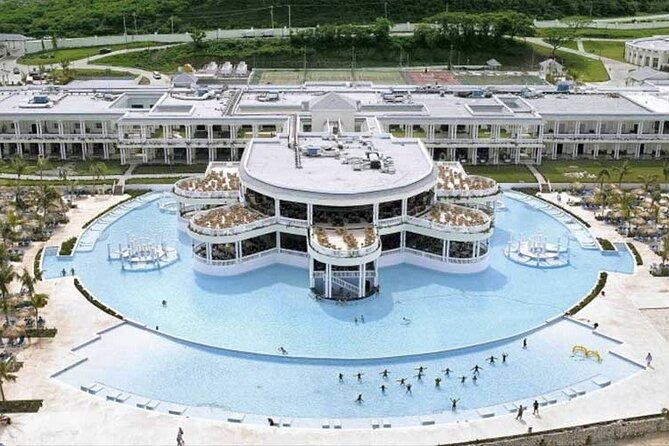 Private Sangster Airport Transfer to Grand Palladium Resort - The 75 to 80 minute ride to Point Lucea