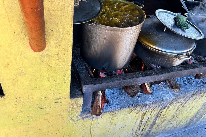 Private Seafood Tour and Floyds Pelican Bar or Black River Safari - Starting with brown stew fish at Arawak’s Rest Stop