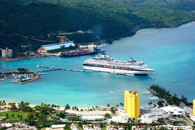 Private Sightseeing Tour in & Around Ocho Rios - What the guides add to the experience