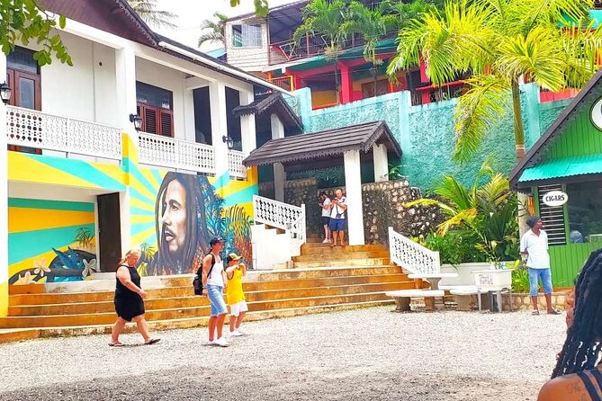 Private Tour Day-Trip Nile mile Bob Marley House With Admission - Photos, Snacks, and a Flexible Private Day