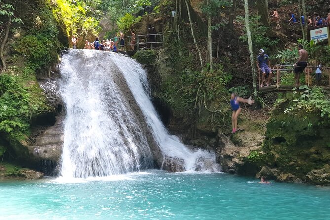 Private Tour from Montego Bay to Horse Back Riding and Bluehole - Blue Hole in Ocho Rios