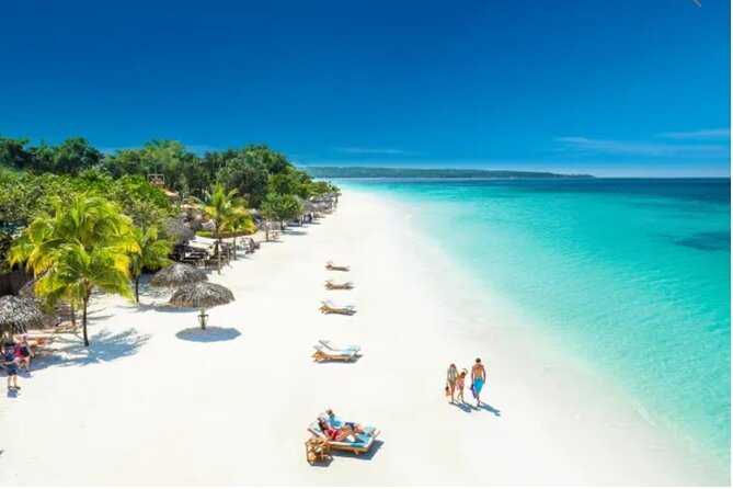 Private Tour Negril Beach and Rick's Cafe From Montego Bay - From Montego Bay to Negril in a private vehicle