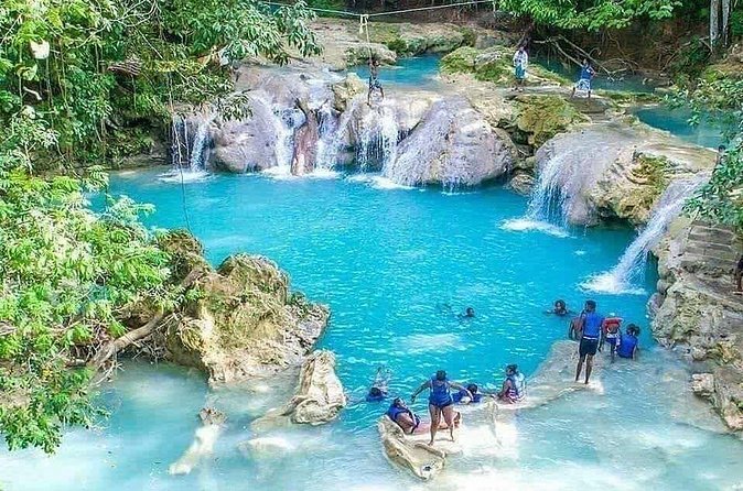 Private Tour to Dunns River and Blue Hole from Montego Bay - What the guides add to the day