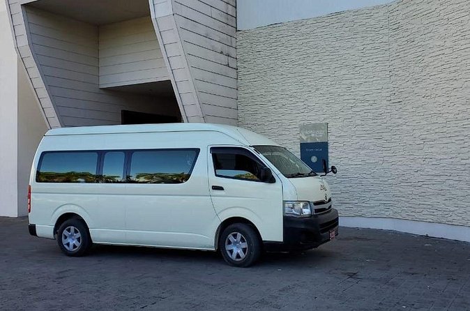 Private Transfer from Montego Bay Hotel to Negril Hotel - Comfort, privacy, and group size