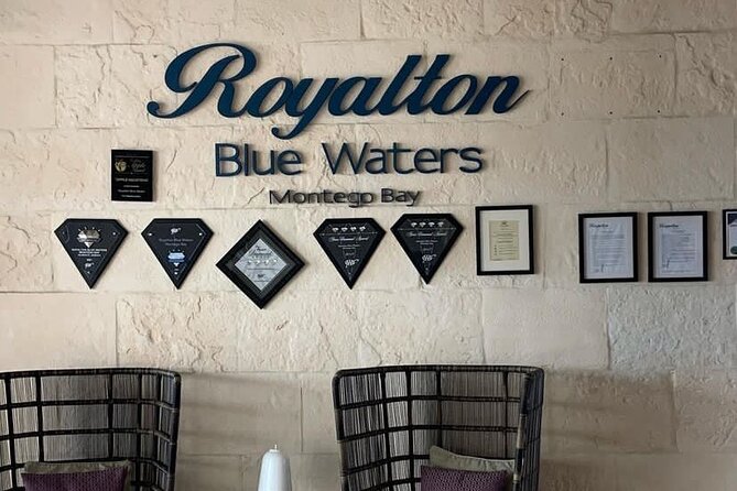 Private Transfer Grand Palladium and Royalton Blue Water Resort - What the ride can and cannot include