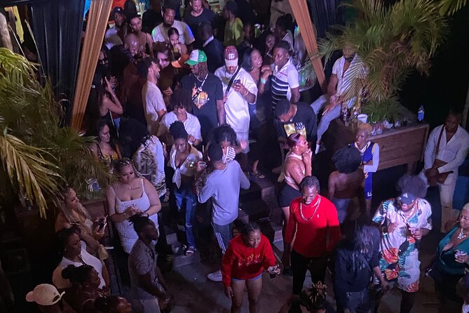 Private Transfer Nightlife 2727 Lounge and Taboo in Montego Bay - What happens at 2727 Lounge