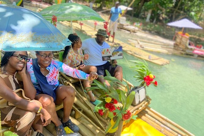 Private Transport to River Tubing or Rafting and Blue Hole combo - Blue Hole is the main event