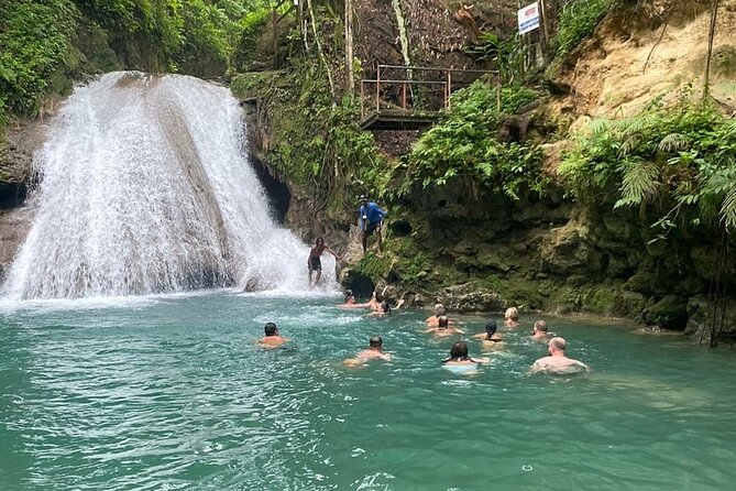 Private Transport to River Tubing or Rafting and Blue Hole combo - Who will like this outing most