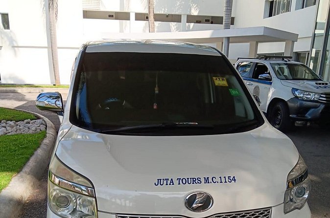 Private Transportation to and from Montego Bay Airports or Hotels - Who should book this service