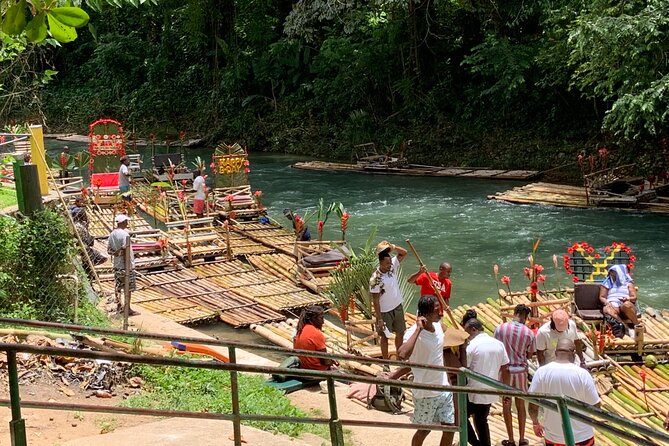 Rafting on the Martha Brae - Your Ride From Montego Bay to the Martha Brae