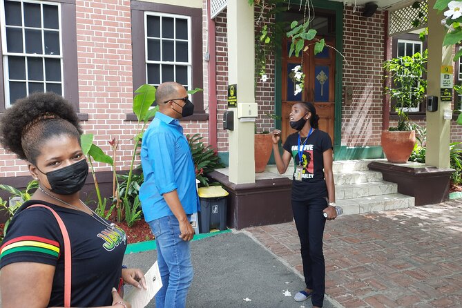 Reggae Legend - Bob Marley Museum Tour Tickets - Entering Bob Marley’s Kingston home