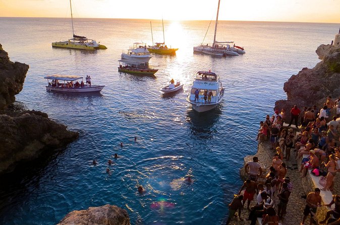 Rick's Cafe and 7 Mile Beach from Montego Bay - Should You Book Rick’s Cafe and Seven Mile Beach?