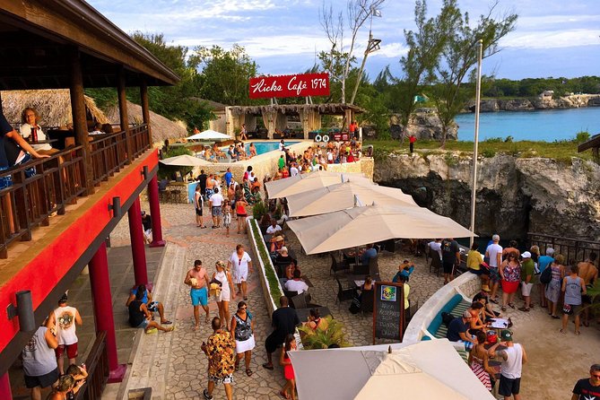 Rick's Café and Seven Mile Beach Private Tour - Two hours on calm Seven Mile Beach