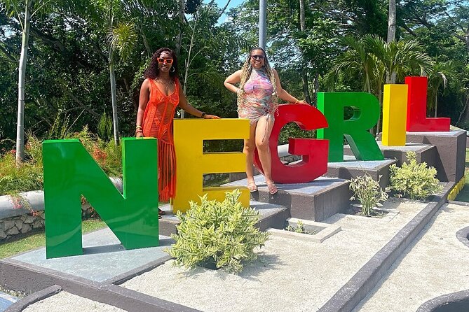 Ricks Cafe and Negril Seven Miles Beach Irie Tour - One hour on Negril’s Seven Mile Beach