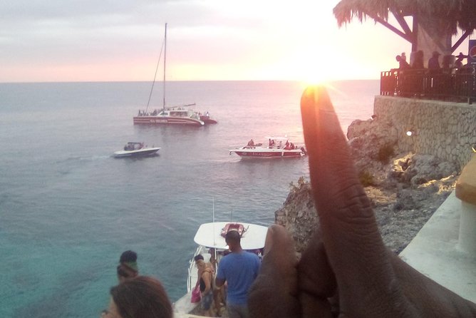 Ricks Cafe - Watching the cliff jumpers