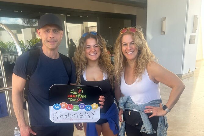 RIU Palace reggae and RIU Montego Bay private airport transfers - One-way or round-trip service