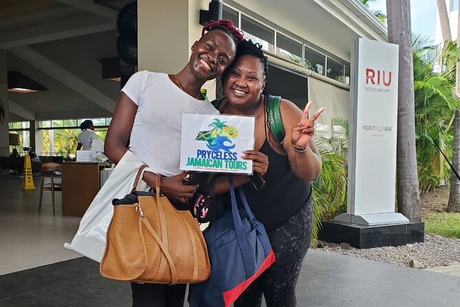 RIU Reggae Palace and RIU Montego Bay Private Airport Transfer - Choosing Between RIU Reggae, RIU Montego Bay, and RIU Palace
