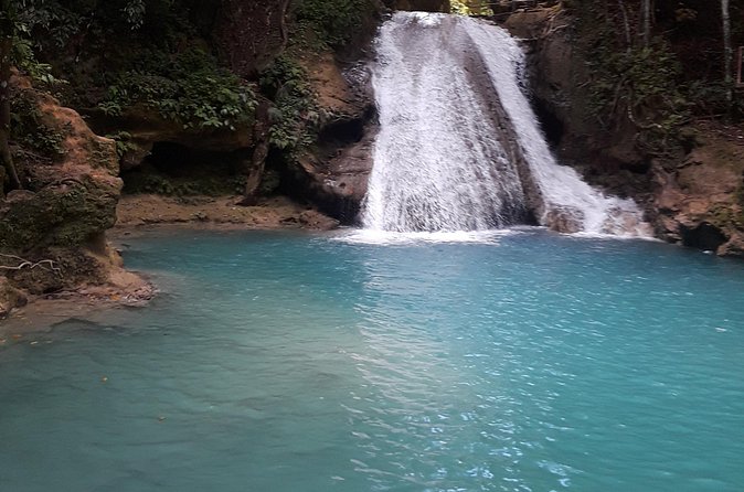 River Tubing and Blue Hole Private Tour from Ocho Rios - The best way to time your visit