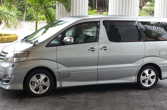 Runaway Bay Hotels Private Airport Transfer - Timing, communication, and airport pickup tips