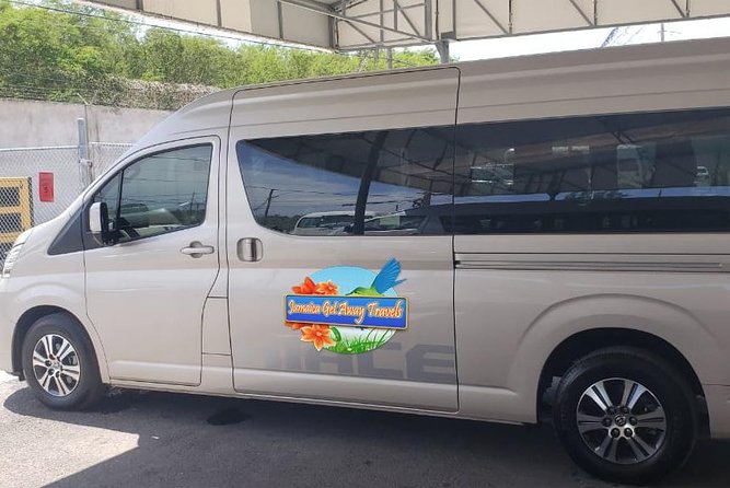 Sandals South Coast Private Transfers from Montego Bay Airport - Arrival service and return service