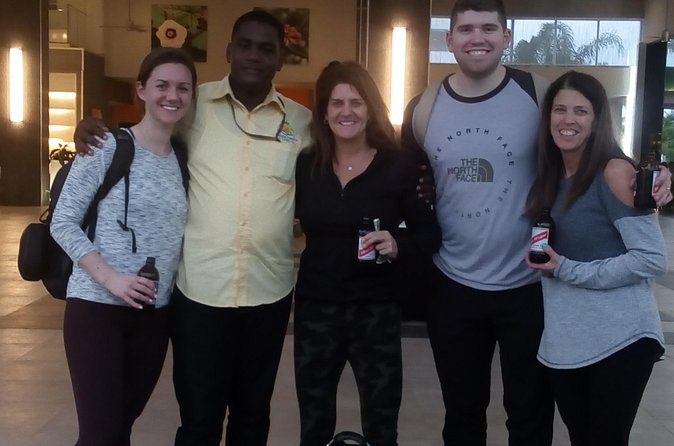 Sangster Airport Round-Trip Transfers from Montego Bay to Negril - Air conditioning, luggage help, and refreshments