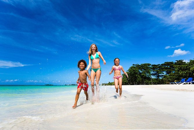Seven Mile Beach and Ricks Cafe Private Tour. - What to bring and what to confirm