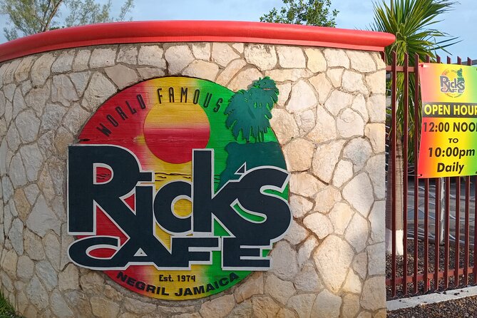 Seven Miles Beach in Negril and Ricks Cafe from Montego Bay - Drivers can make or break the day