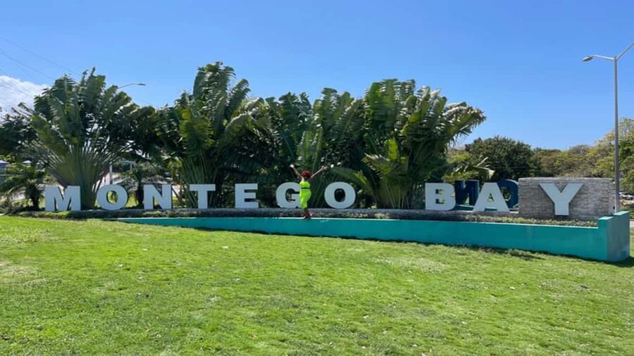 Shopping & Sightseeing Local Guided Tour In Montego Bay - What this Montego Bay tour is really designed to do