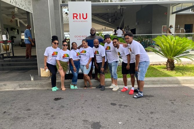 Sightseeing and Shopping Tour in Montego bay - Drinks, snacks, transport, and comfort