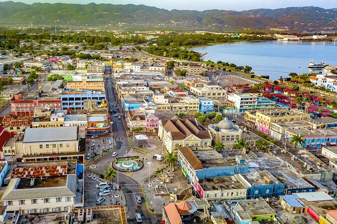 Sightseen tour and Souvenir shopping with private transportation in Montego Bay - What you can buy in two and a half hours