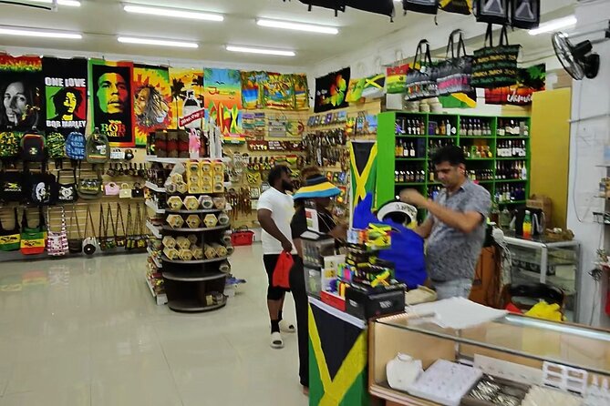 Street Executive Tours And Chauffeur Service Jamaica - The local touch from Chevaughn, Shontal, and Omar