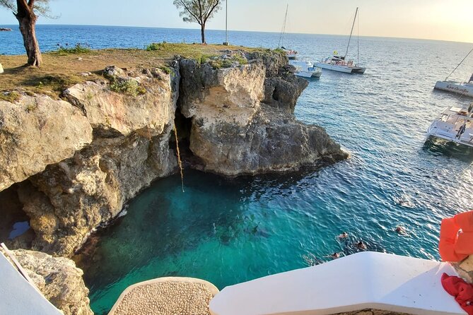Sunset Catamaran cruise, Snorkeling and Rick's Cafe from Mobay - Snorkeling without chartering a boat