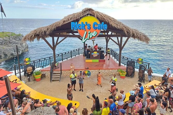 Tour to Negril 7 Miles Beach and Rick’s Cafe from Montego Bay - Who will enjoy this tour most