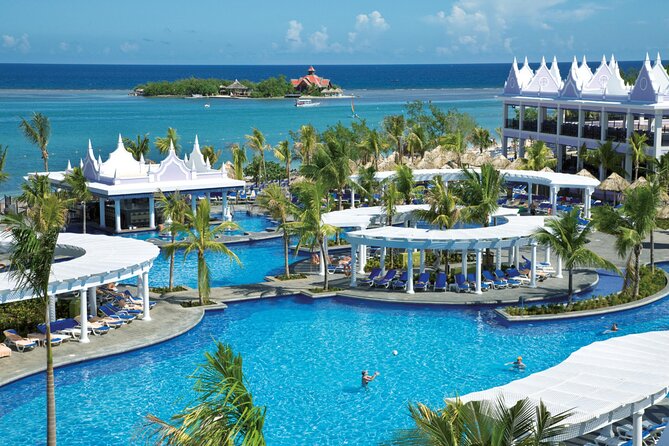 Transfer from/to Airport, Riu Reggae, Riu Montego Bay, Riu Palace - What the airport pickup feels like