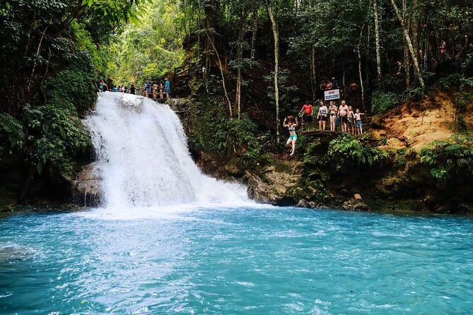 Triple Action pack Combo (Blue Hole, Horse back riding and river tubing) - Practical preparation for a smoother day